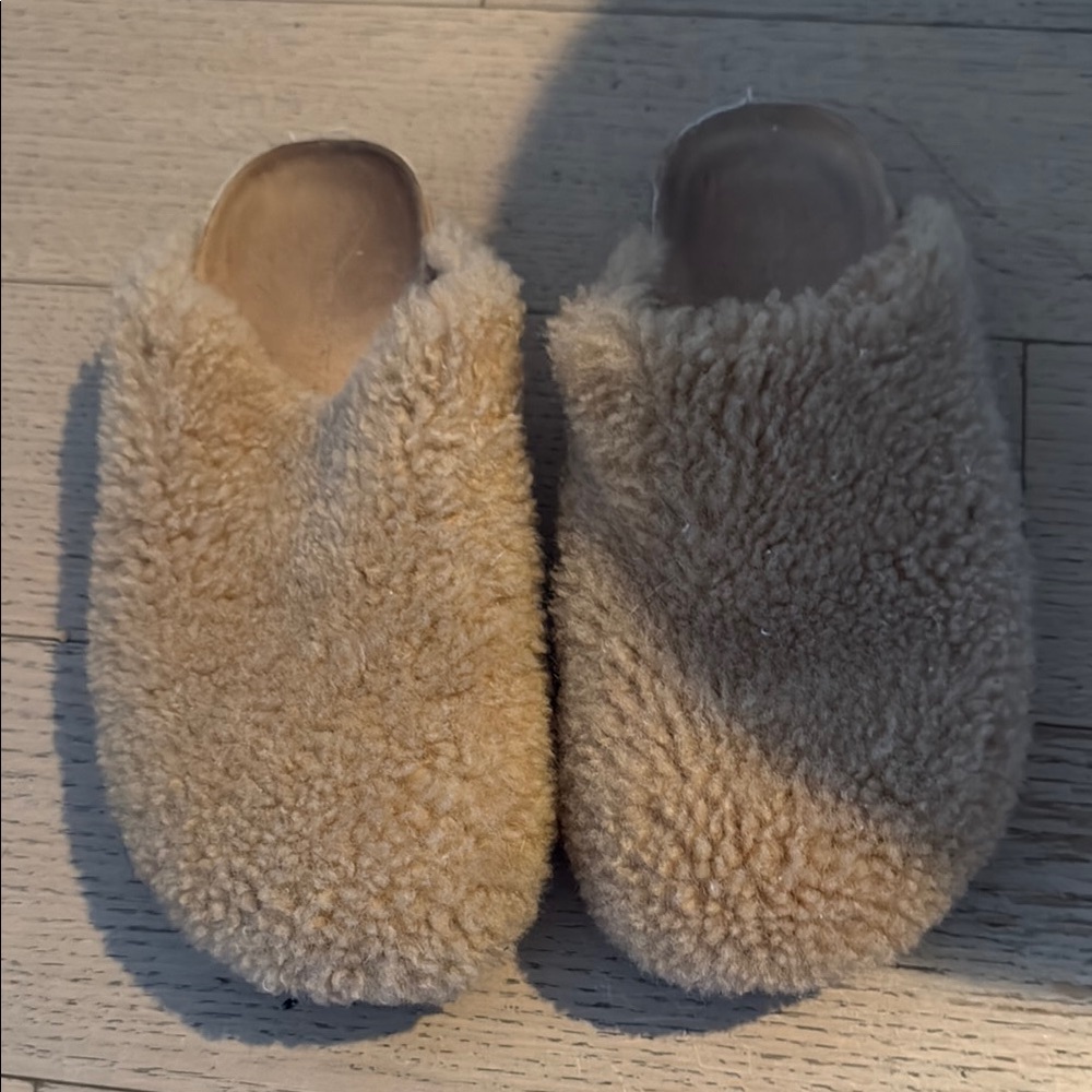 Cozy Beige Fuzzy Slippers